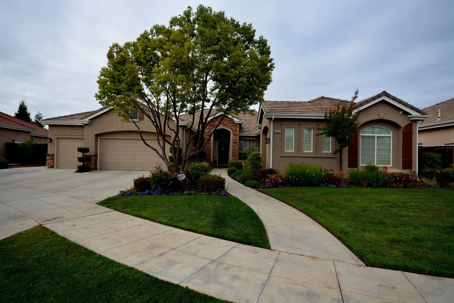 2939 Powers Ave, Clovis, CA 93619 photo 1