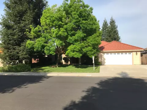 295 Brehler Ave, Sanger, CA 93657 photo 1