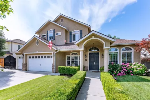 2112 Austin Ave, Clovis, CA 93611 photo 1
