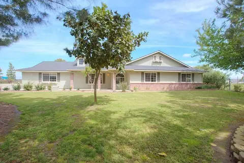 29581 Diane Way, Madera, CA 93638 photo 1