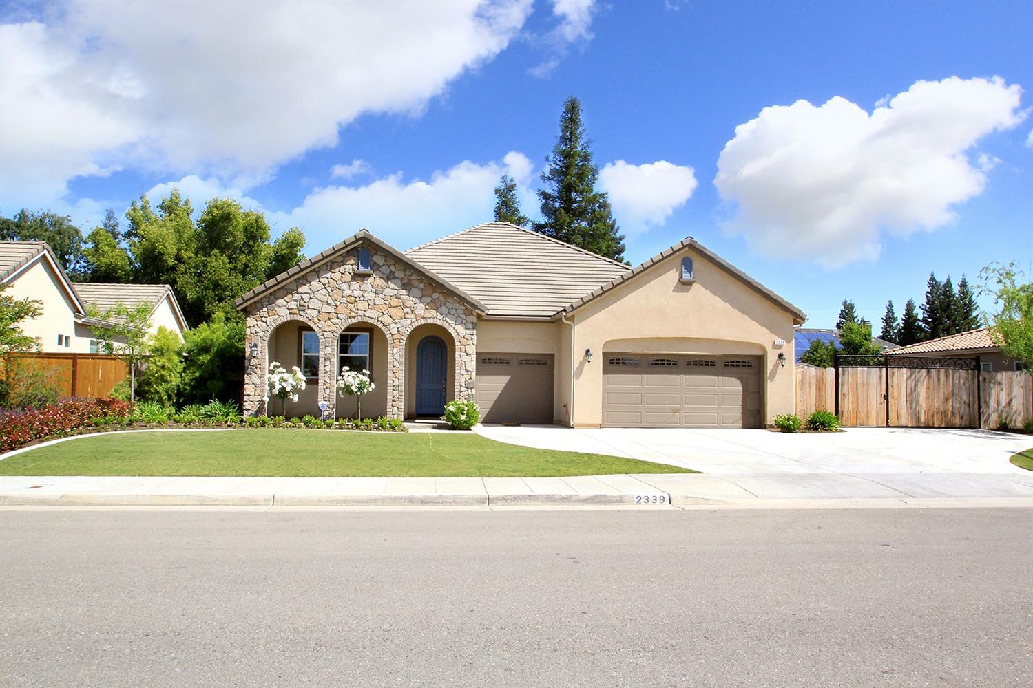 2339 Richert Ave, Clovis, CA 93611 photo 1