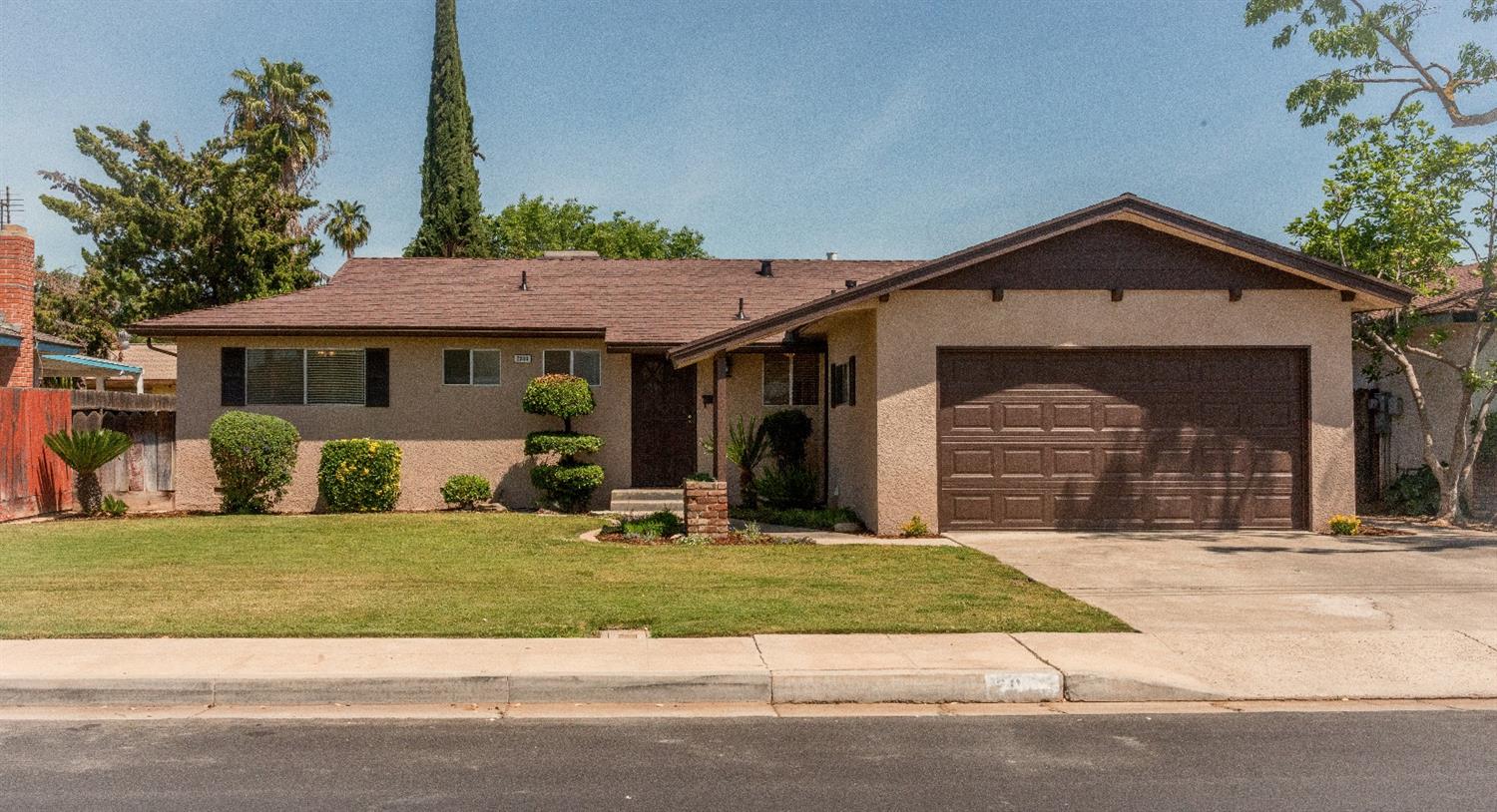 2889 Winery Ave, Clovis, CA 93612 photo 1