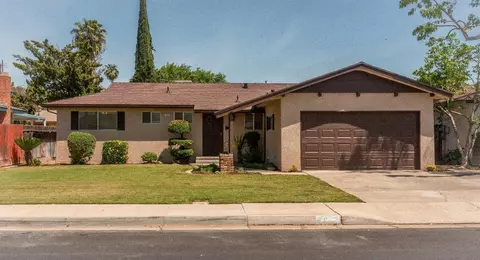 2889 Winery Ave, Clovis, CA 93612 photo 1