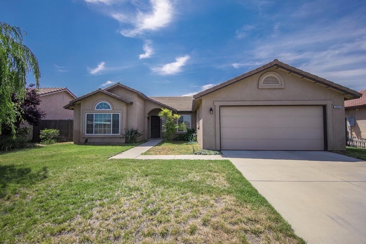 3050 Oak St, Madera, CA 93637 photo 1