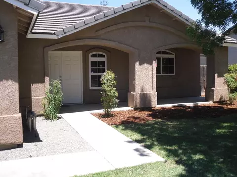 15898 W Monterey, Kerman, CA 93630 photo 1