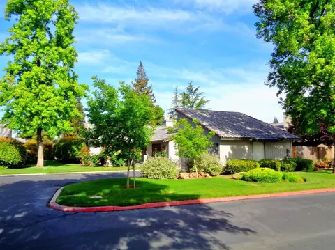 1656 Tollhouse Ln, Clovis, CA 93611 photo 1