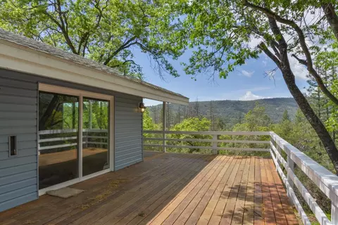 43025 E Mountain View Ln, Oakhurst, CA 93644 photo 1