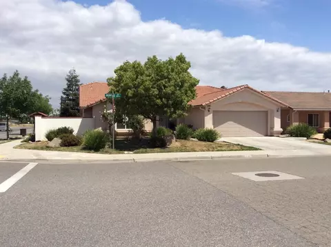 1501 Munras Ave, Madera, CA 93637 photo 1