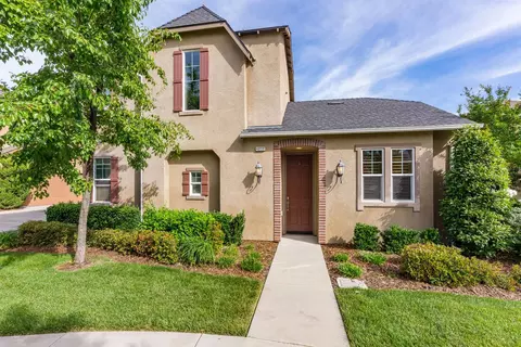 4059 Harlan Ranch Blvd, Clovis, CA 93619 photo 1