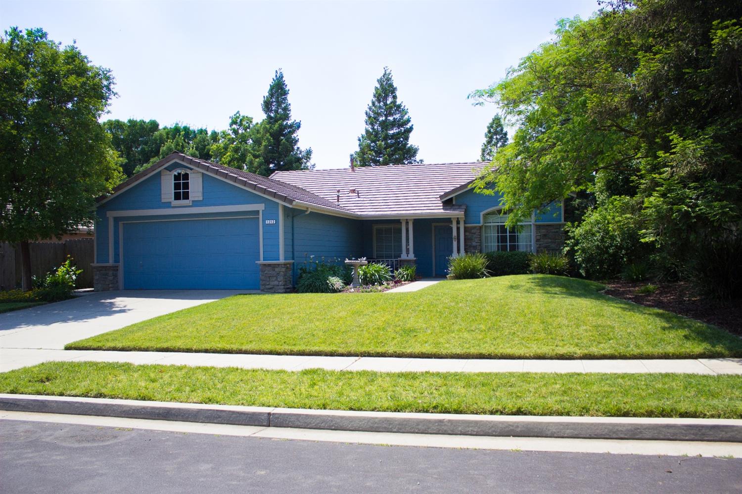 1212 Carson Ave, Clovis, CA 93611 photo 1