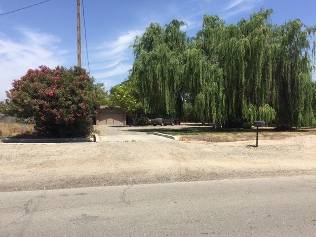 13350 W Central Ave, Kerman, CA 93630 photo 1