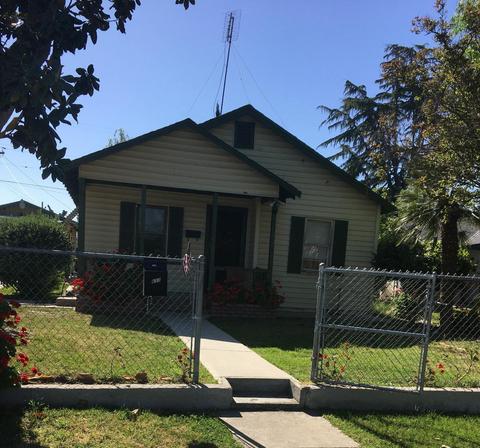 633 S 7th St, Kerman, CA 93630 photo 1