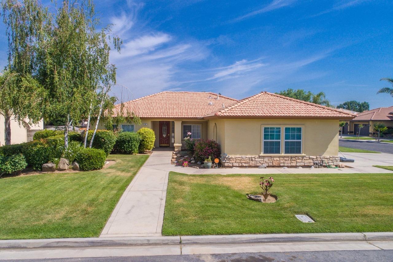 10 Breeze Way, Madera, CA 93637 photo 1