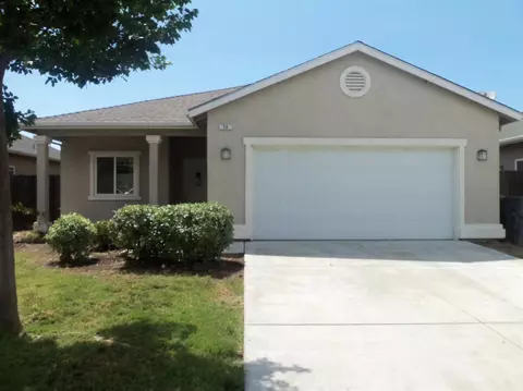 38 Wallace Ave, Madera, CA 93638 photo 1