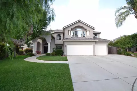 457 W Quincy Ave, Clovis, CA 93619 photo 1