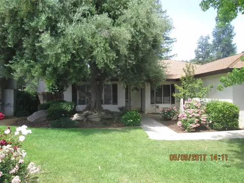 2817 Greenwood Dr, Madera, CA 93637 photo 1