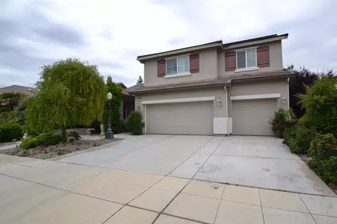 727 Everglade Ave, Clovis, CA 93619 photo 1