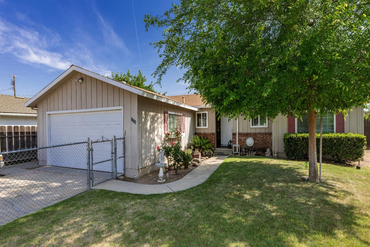 2754 Harvard, Clovis, CA 93612 photo 1