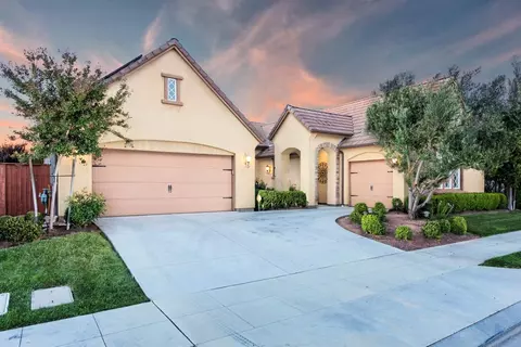 4043 Serena Ave, Clovis, CA 93619 photo 1