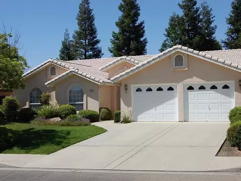 3027 Sultana Dr, Madera, CA 93637 photo 1