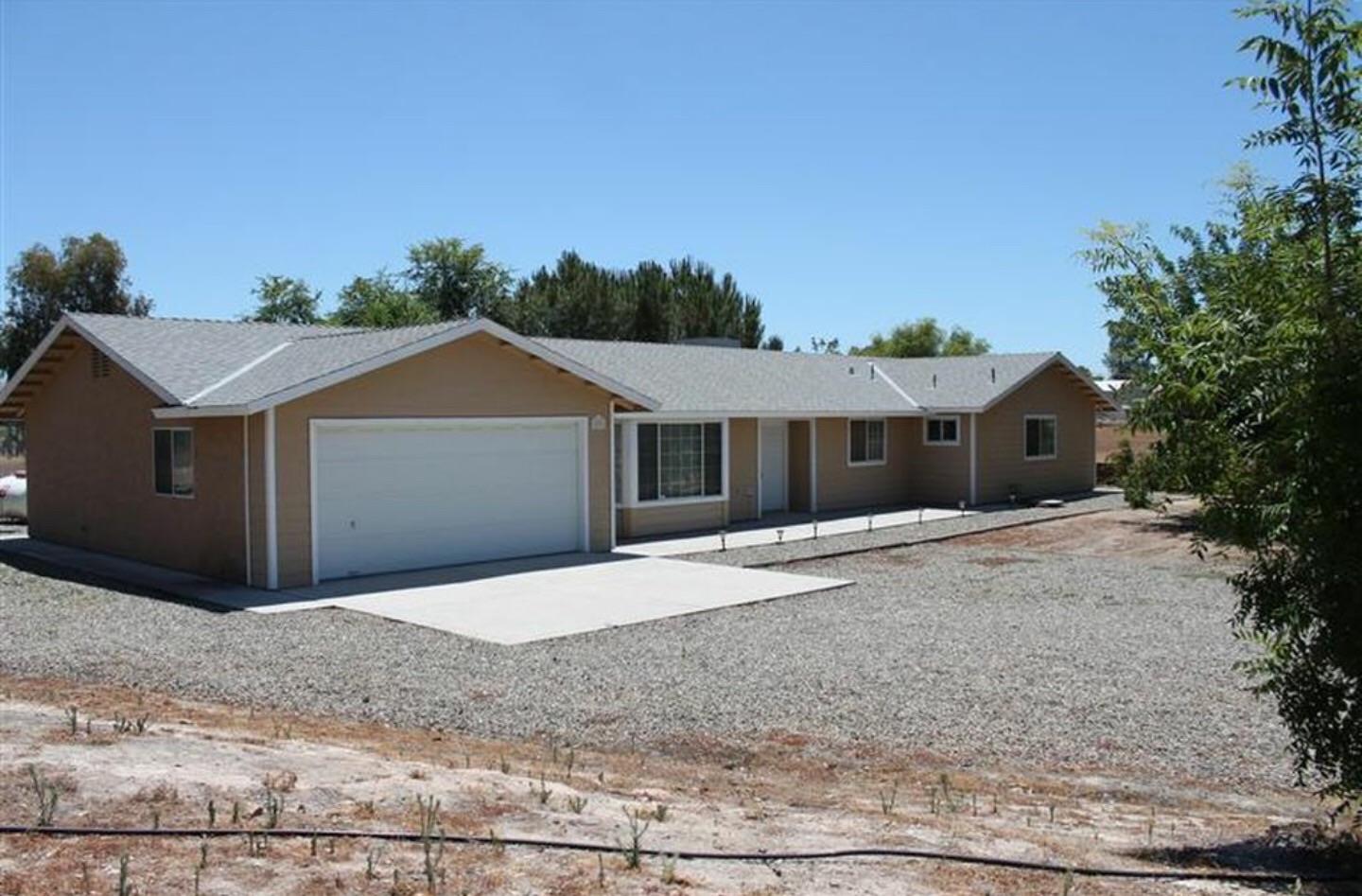 15391 Mark Rd, Madera, CA 93636 photo 1