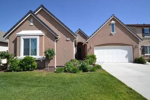 3738 Richmond Ave, Clovis, CA 93619 photo 1