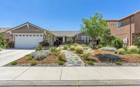 962 Graybark Ave, Clovis, CA 93619 photo 1