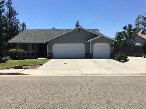 1068 E Ramblewood Dr, Dinuba, CA 93618 photo 1