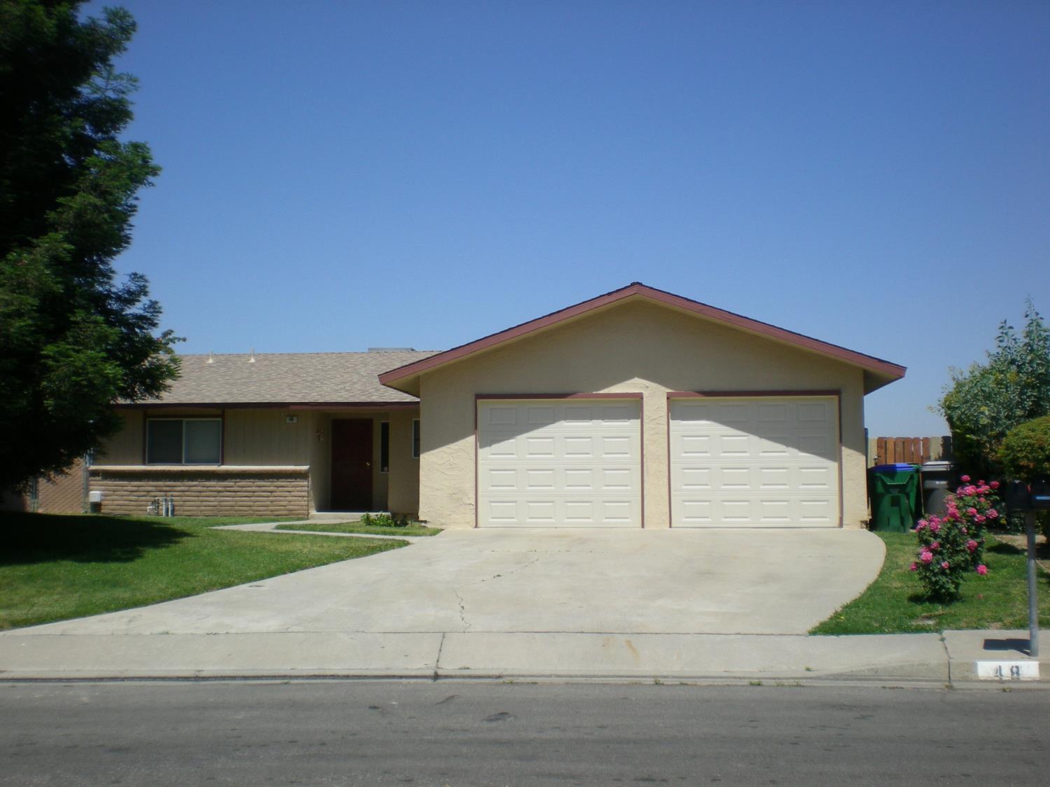48 Carter Way, Fowler, CA 93625 photo 1