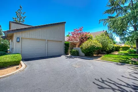 1627 Tollhouse Ln, Clovis, CA 93611 photo 1