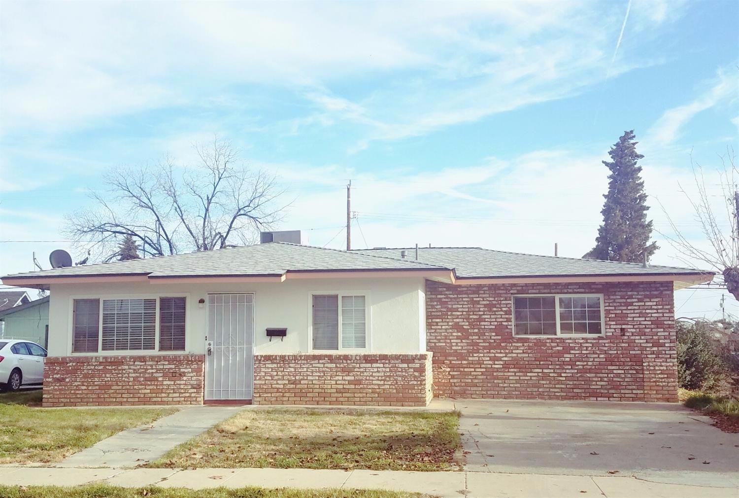 350 E Cedar Ave, Coalinga, CA 93210 photo 1
