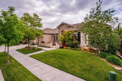 2852 Everglade Ave, Clovis, CA 93619 photo 1