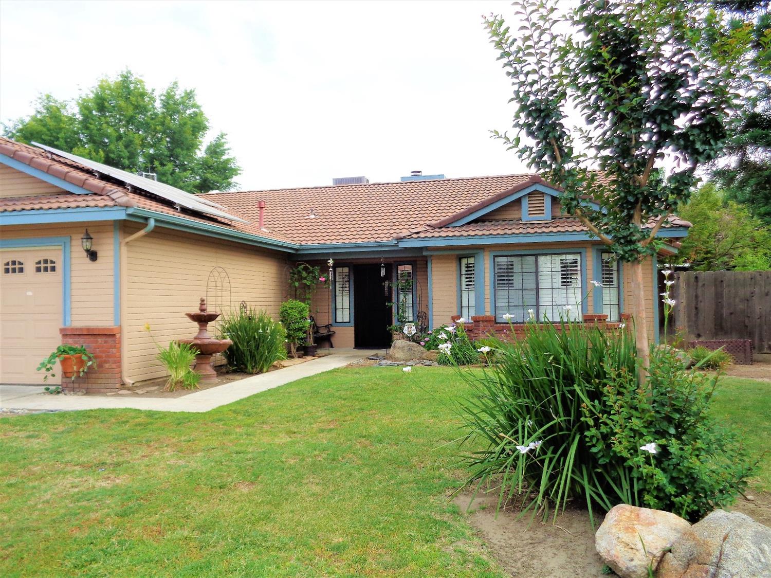 2514 Mitchell Ave, Clovis, CA 93611 photo 1