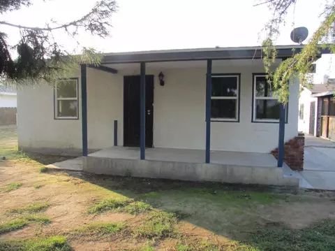 440 E Nebraska Ave, Dinuba, CA 93618 photo 1
