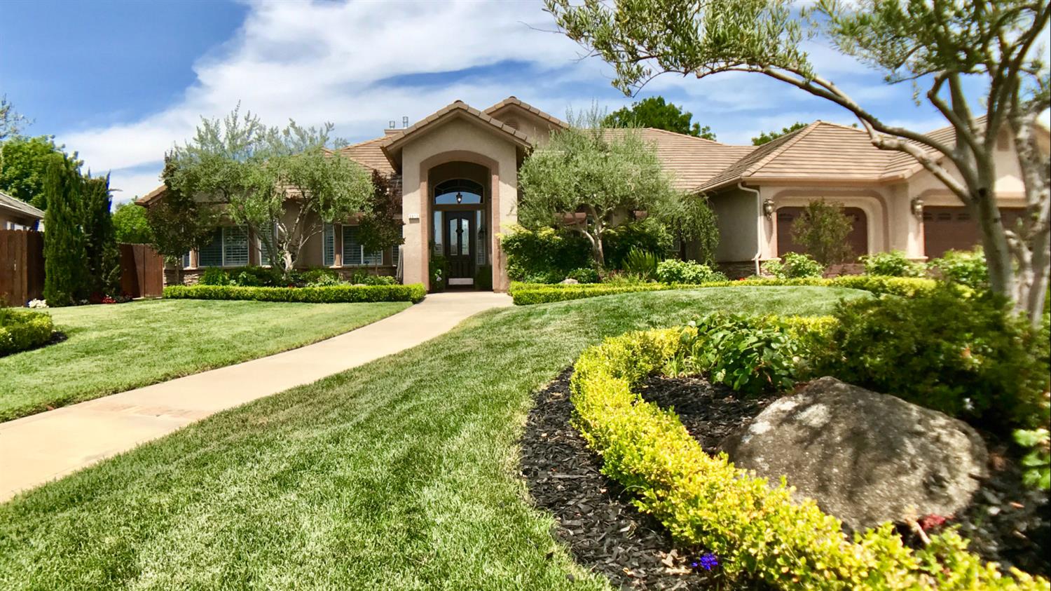 2813 Hornet Ave, Clovis, CA 93611 photo 1