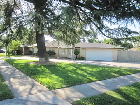 3089 E Swift Ave, Fresno, CA 93726 photo 1
