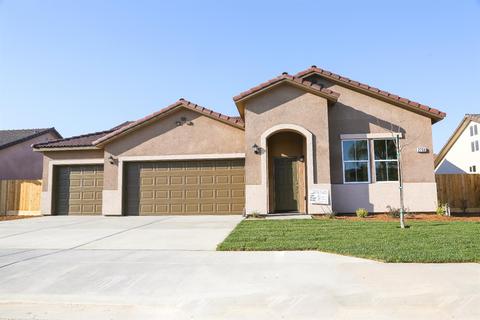 2756 Spencer, Sanger, CA 93657 photo 1