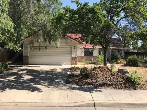 2285 Vartikian, Clovis, CA 93611 photo 1