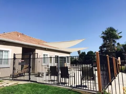 2817 Casty Ct, Sanger, CA 93657 photo 1