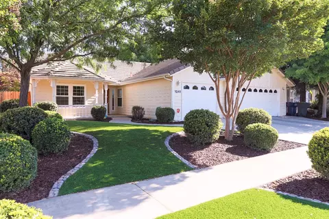 1241 E Richard Smith Ave, Tulare, CA 93274 photo 1