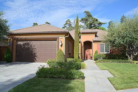 1175 N Jasmine Ave, Clovis, CA 93611 photo 1