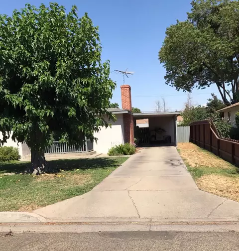 413 Fairview Ave, Madera, CA 93637 photo 1