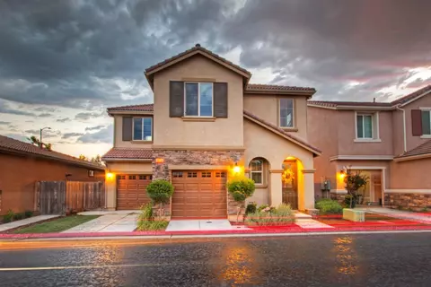 3216 Monterosa Ln, Clovis, CA 93619 photo 1
