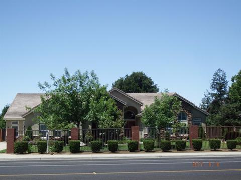 2664 Armstrong Ave, Clovis, CA 93611 photo 1
