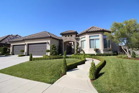 1801 N Langley Ave, Clovis, CA 93619 photo 1