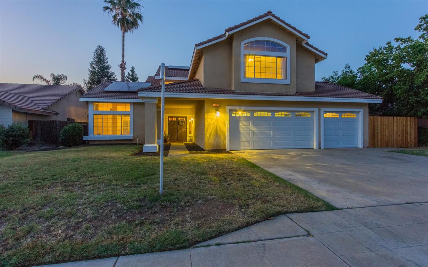 2553 Dennis Ave, Clovis, CA 93611 photo 1