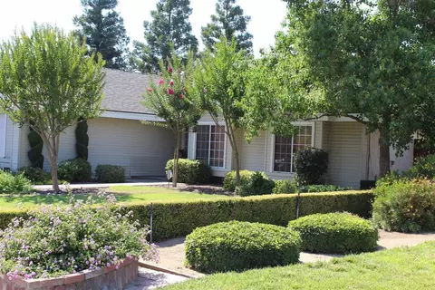 552 W Minarets Ave, Clovis, CA 93611 photo 1