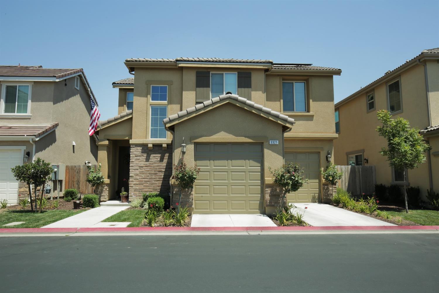 3321 Alps Ln, Clovis, CA 93619 photo 1