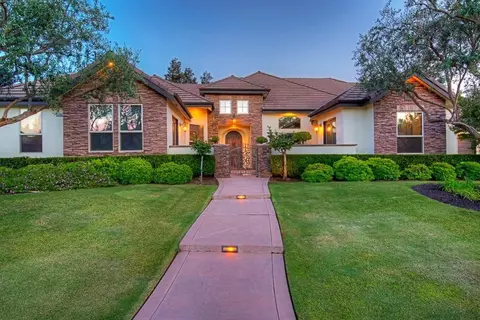 12162 N Via Piemonte Ave, Clovis, CA 93619 photo 1