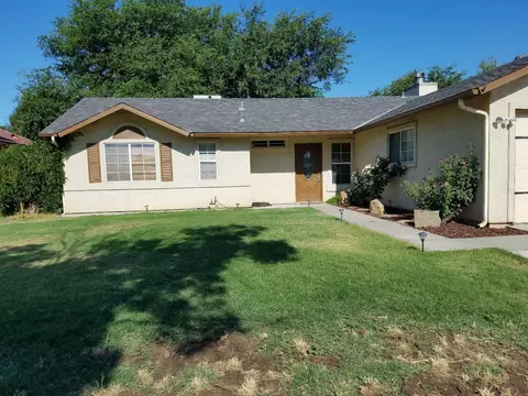 1240 Seneca Dr, Madera, CA 93637 photo 1